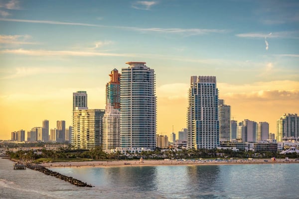 Miami Beach o Downtown Miami Real Estate